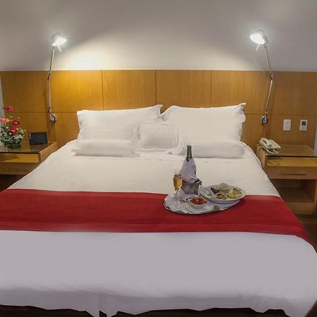 Отель Golden Tulip Ipanema Plaza Рио-де-Жанейро Экстерьер фото