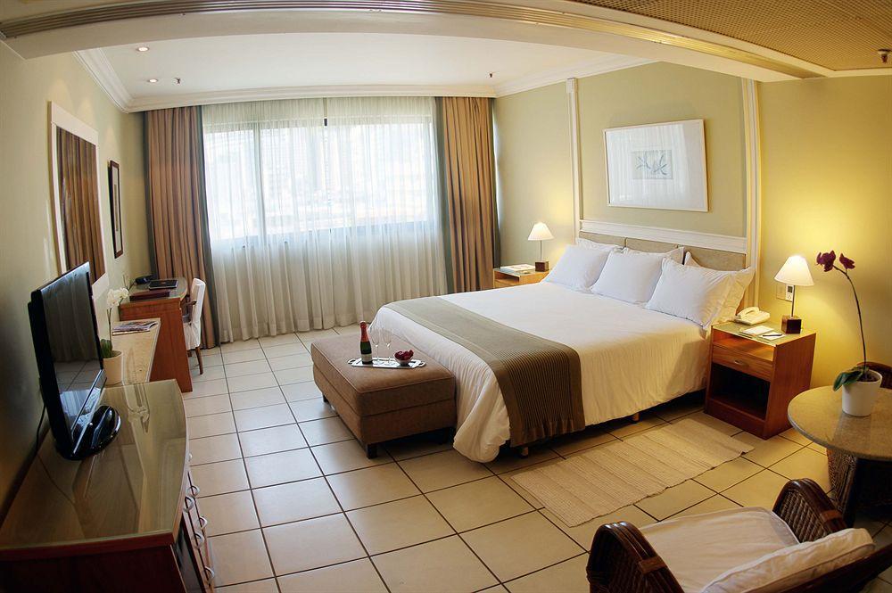 Отель Golden Tulip Ipanema Plaza Рио-де-Жанейро Экстерьер фото