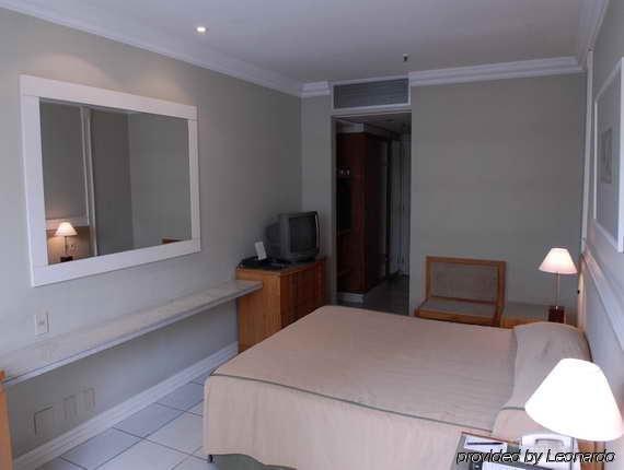 Отель Golden Tulip Ipanema Plaza Рио-де-Жанейро Номер фото