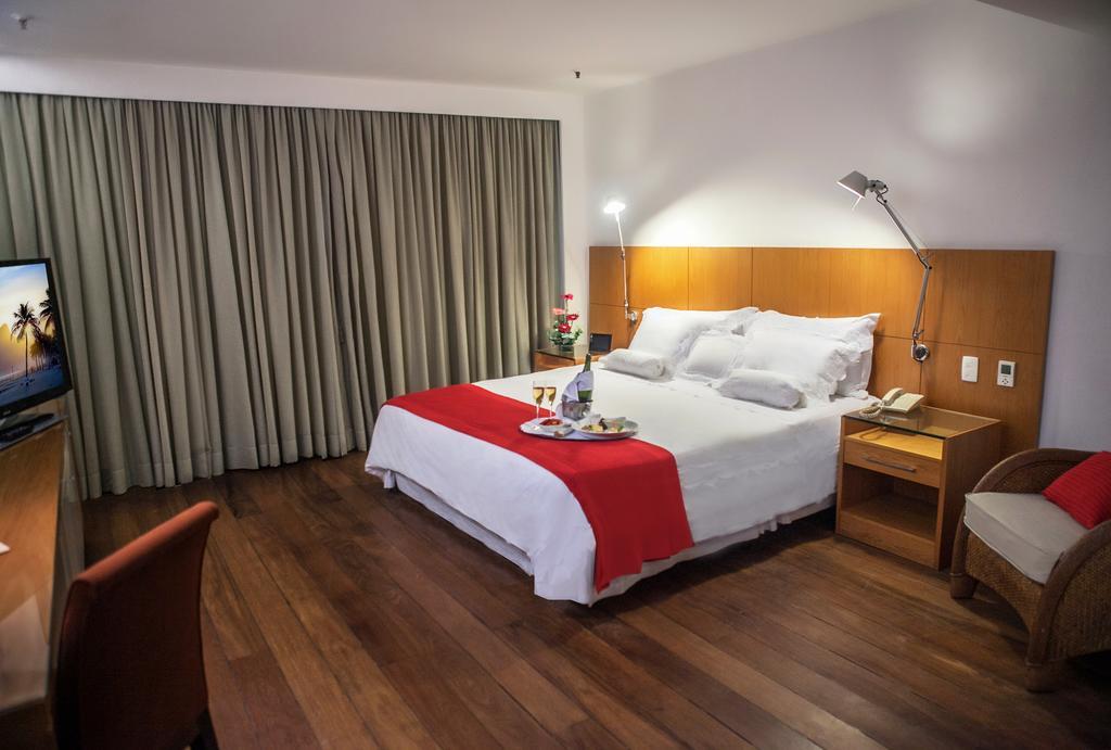 Отель Golden Tulip Ipanema Plaza Рио-де-Жанейро Экстерьер фото